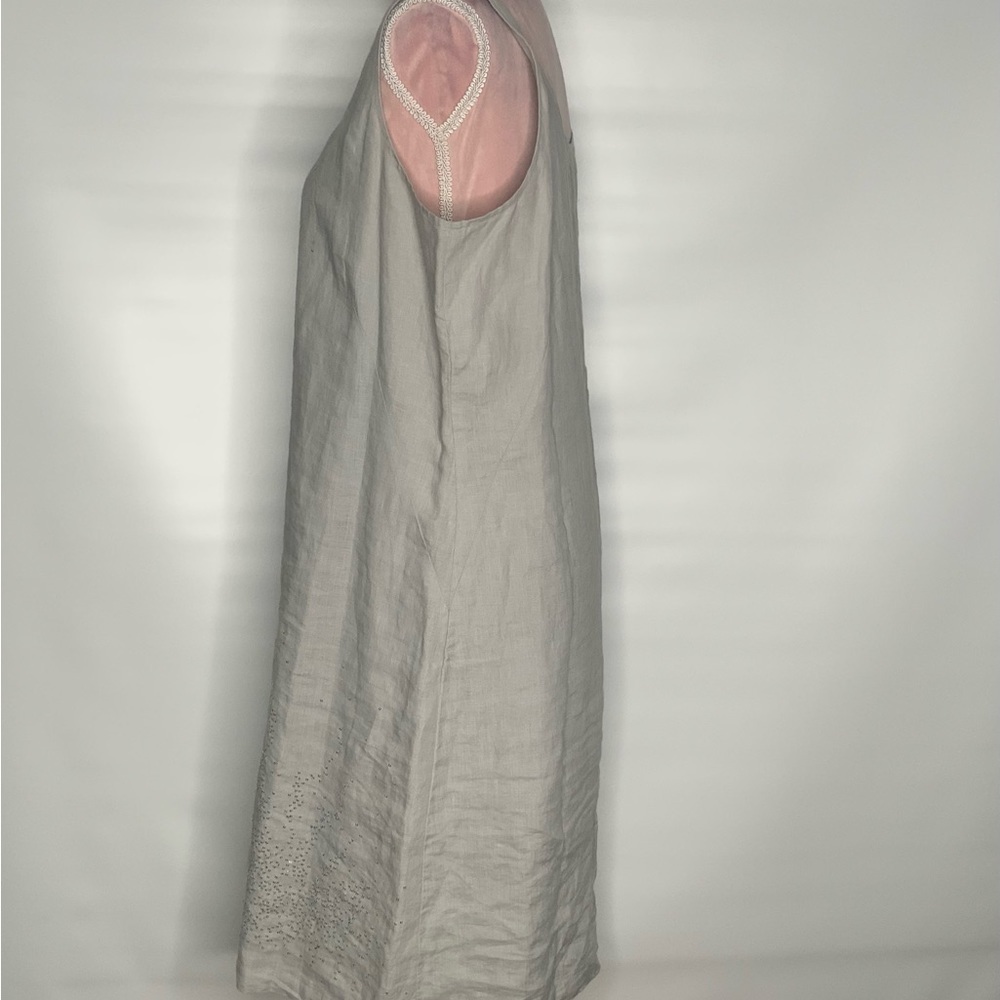Eileen Fisher lined embellished 100% linen dress. - Picture 3 of 13